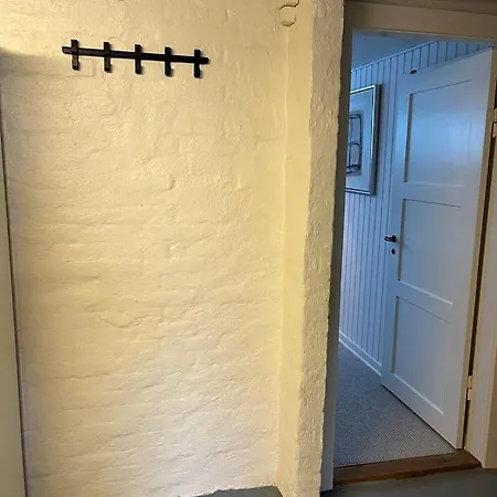 Bynaert Kaeldervaerelse Taet Pa E45 Privat overnatting *